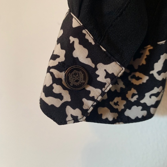 The Couples Silk Black and White Shirt 3 - Picture 3 of 3